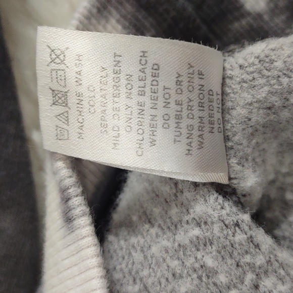 BROOKLYN LAUNDRY HOODIE. - Picture 9 of 17